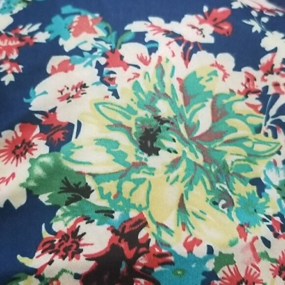 NWT SIGN HERE Signature Clothing Floral Dress - Picture 4 of 5